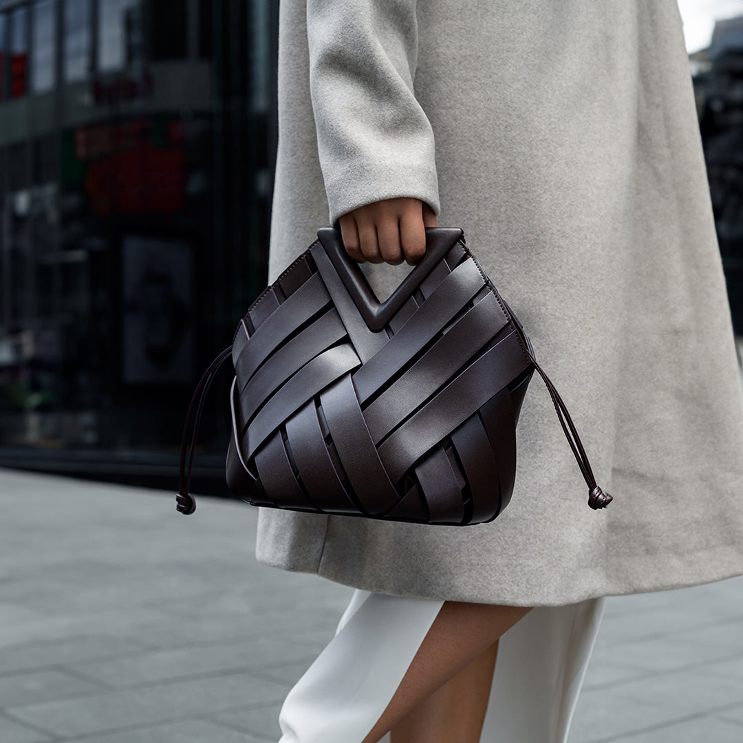 Laila - Effortless Everyday Crescent Handbag