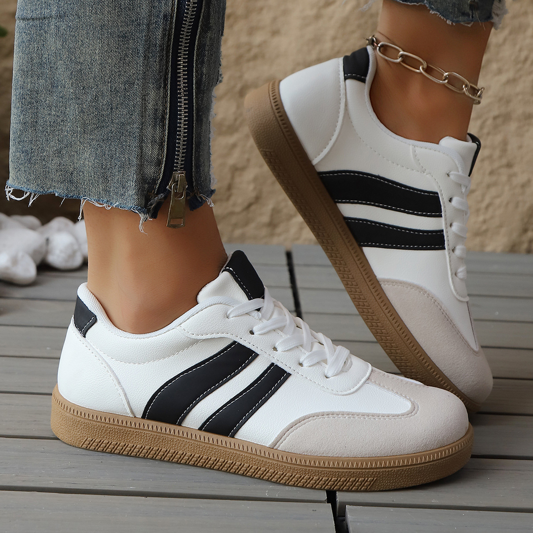 Heritage 80s Style Lightweight Sneakers