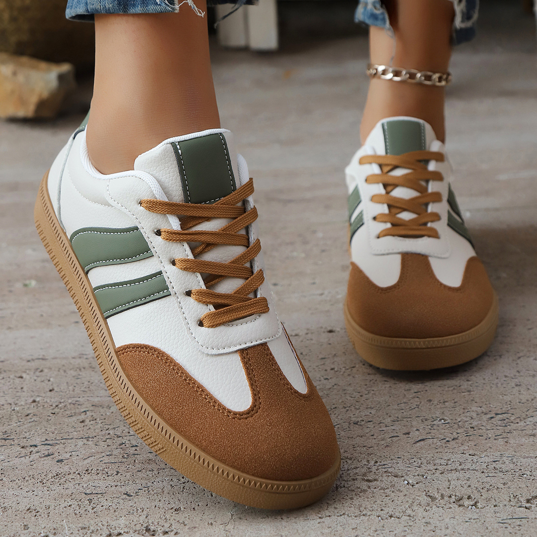 Heritage 80s Style Lightweight Sneakers
