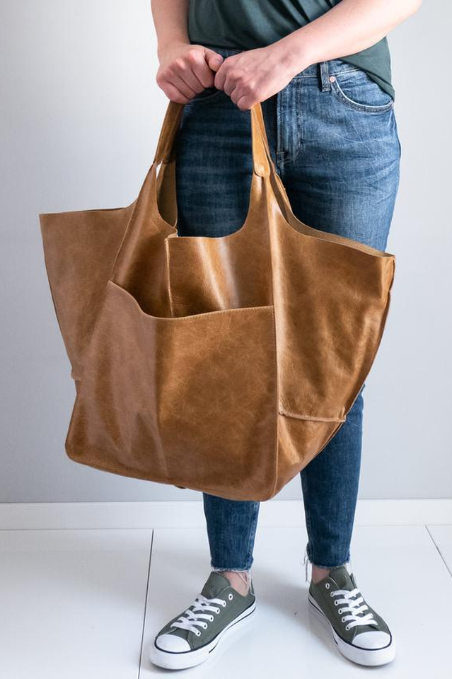 Sofia - Effortless Everyday Leather Tote Bag