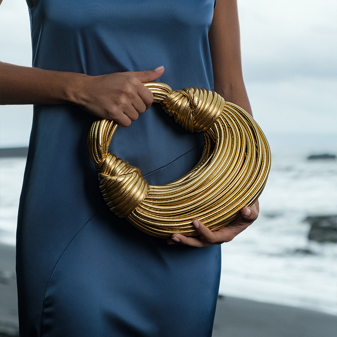 Lara - Sleek Sophistication Knotted Handbag